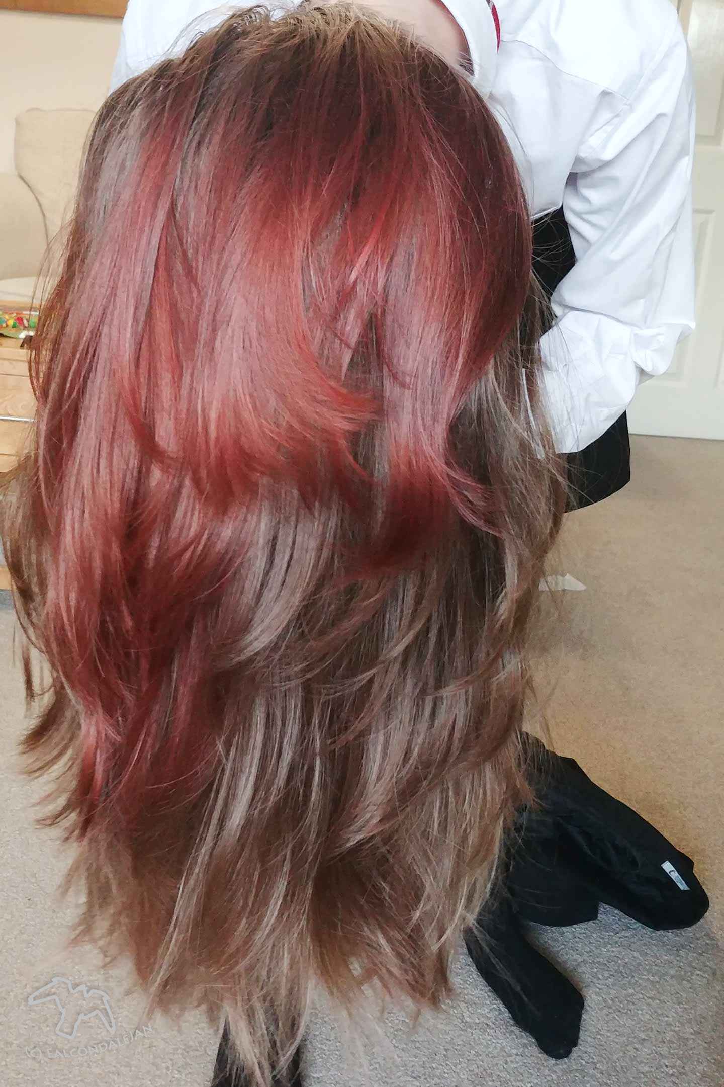 Wash out red store hair dye